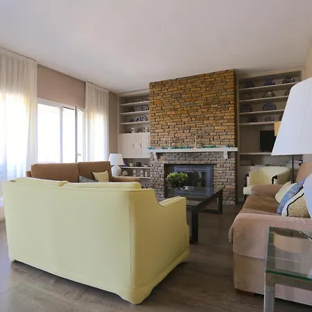 Del Mar 'boutique Beach-house' 11pax