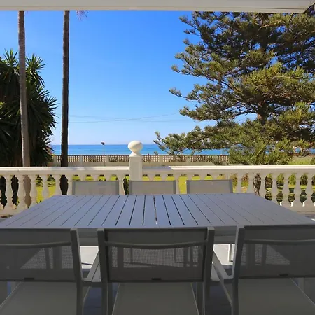 Del Mar 'boutique Beach-house' 11pax Villa